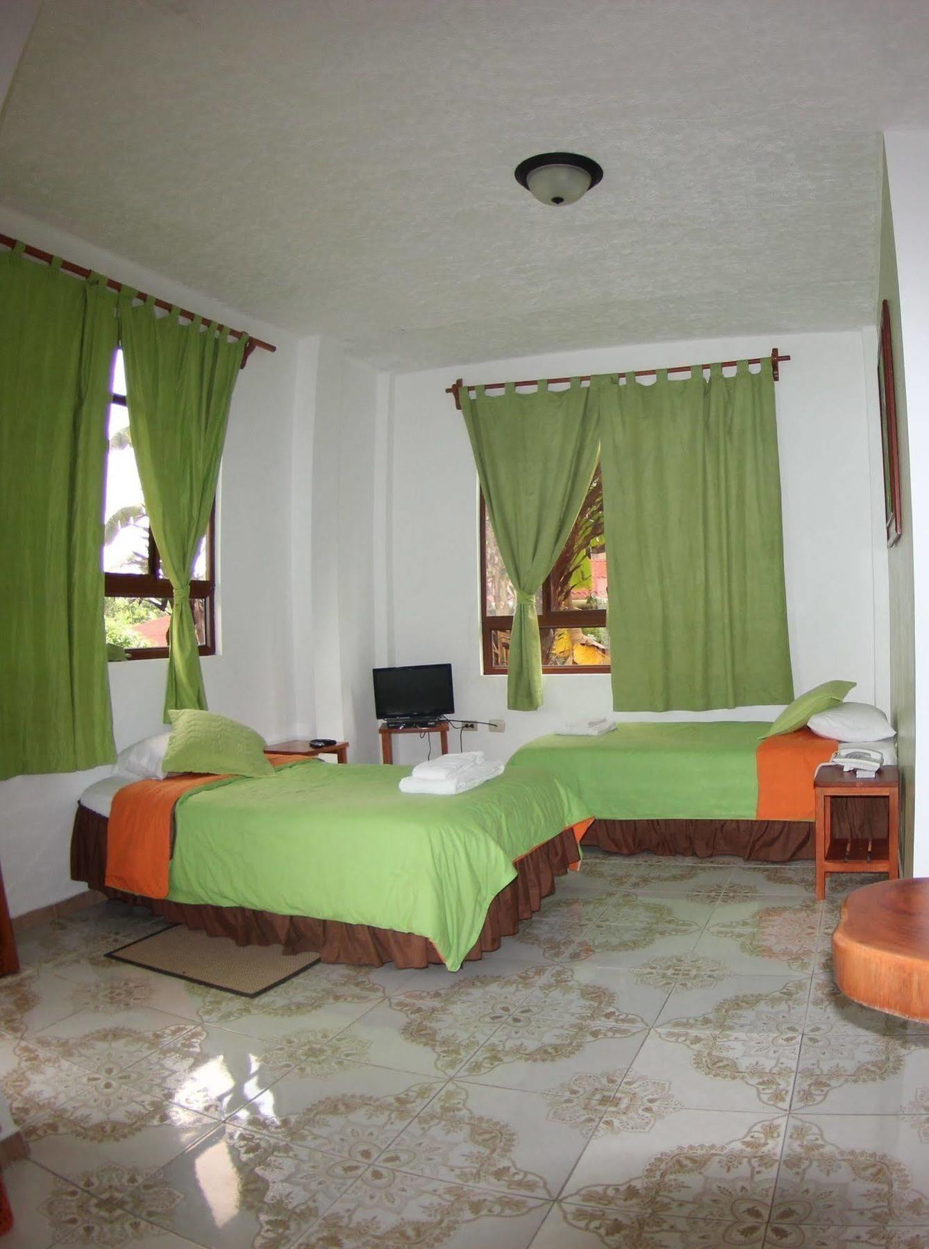 Hotel Twin Galapagos Puerto Ayora  Eksteriør bilde