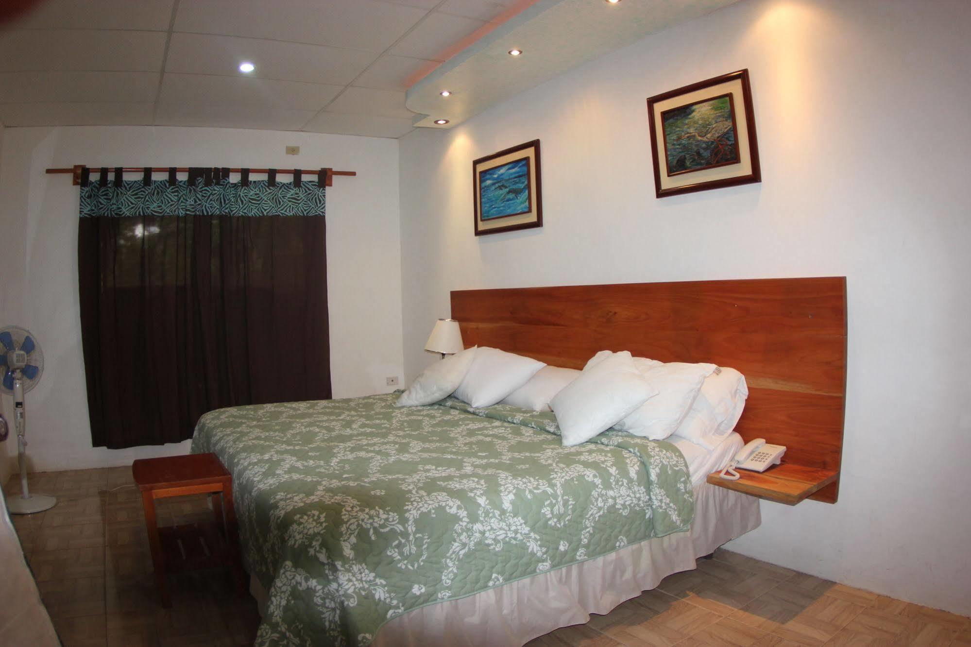 Hotel Twin Galapagos Puerto Ayora  Eksteriør bilde